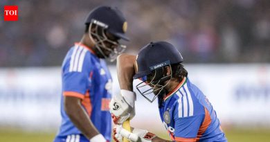 ‘वाट का?’: पार्थिव पटेलला इशान किशनला हवा आहे, संजू सॅमसनला IND vs NZ T20I अंतिम सामन्यासाठी बाहेर! क्रिकेट बातम्या