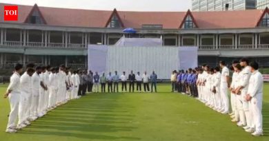 रणजी ट्रॉफी: प्रदूषणामुळे खेळात व्यत्यय, मुंबई विरुद्ध दिल्ली सामन्यात खेळाडूंना मास्क घालण्याची सक्ती | क्रिकेट बातम्या