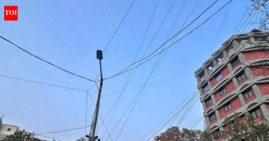 सर्रासपणे बेकायदेशीर ओव्हरहेड केबल्स PMC साठी धोका आहे