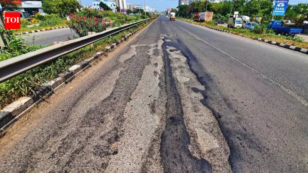 एमआयडीसीने चाकणमध्ये रहदारीच्या समस्या सोडवण्यासाठी ३६८ कोटी रुपयांची रस्त्यांची कामे हाती घेतली आहेत