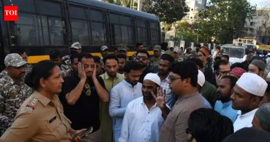 अतिक्रमण विरोधी मोहिमेला विरोध केल्याप्रकरणी AIMIM च्या 9 नगरसेवकांसह 15 जणांवर गुन्हा दाखल