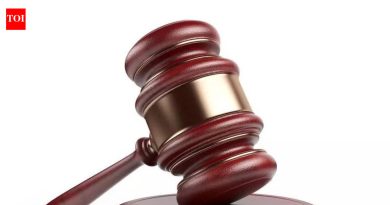 16 लाखांच्या चोरीचे दागिने मिळवल्याचा आरोप असलेल्या ज्वेलर्सची आगाऊ याचिका न्यायालयाने फेटाळली