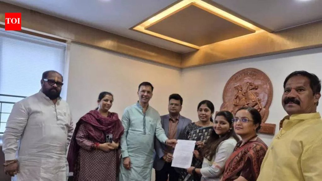 PMC ने पहलगाम दहशतवादी हल्ल्यातील पीडित मुलीची वर्ग-2 अधिकारी म्हणून नियुक्ती केली