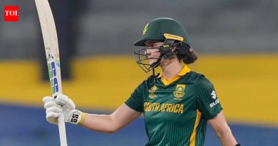 लॉरा वोल्वार्ड, क्लो ट्रायॉन चमकल्याने दक्षिण आफ्रिकेने भारतावर टी-२० मालिकेत २-० अशी आघाडी घेतली