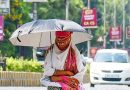 संभाजीनगर 43.4 डिग्री सेल्सिअस तापमानात भाजले, वीज खंडित झाल्याने रहिवाशांच्या त्रासात भर पडली संभाजीनगर 43.4 डिग्री सेल्सिअस तापमानात भाजले, वीज खंडित झाल्याने रहिवाशांच्या त्रासात भर पडली