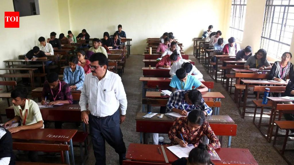 SC ने नियुक्ती वादात 51 PCMC शिक्षकांना हायकोर्टाचा दिलासा कायम ठेवला, न्यायालयाने नागरी संस्थेची कारवाई ‘अनैतिक’ म्हटल्यानंतर 3 महिन्यांनंतर