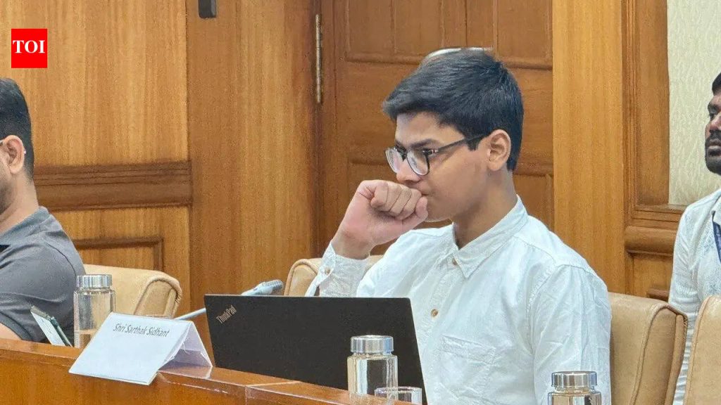 ‘कोणतेही व्हिसलब्लोअर नाही, फक्त एक विद्यार्थी विचारत आहे की लाखोंचे नुकसान का झाले’ | पुणे बातम्या