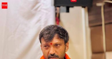 न्यायालयाच्या निकालाने उस्मानाबादचे खासदार राजेनिंबाळकर निराश, समर्थकांशी चर्चा करून दोन दिवसांत राजकीय वाटचाल ठरवणार