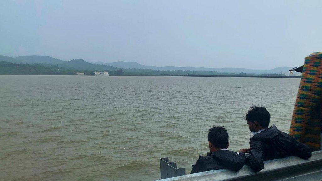 पीएमसीने पाणीकपात पुन्हा सुरू करावी, अशी नागरिकांची आणि नगरसेवकांची इच्छा आहे