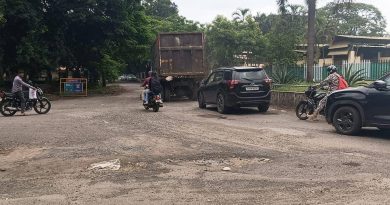 पावसामुळे पुणे कॅन्टचे खड्डे पडलेले रस्ते, रहिवाशांची तातडीने दुरुस्तीची मागणी